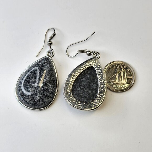 Grey Teardrop Earrings - Picture 5 of 8